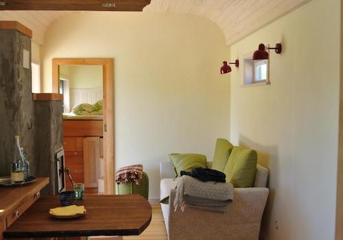 Wohnzimmer-Grundofen-Schlafzi.