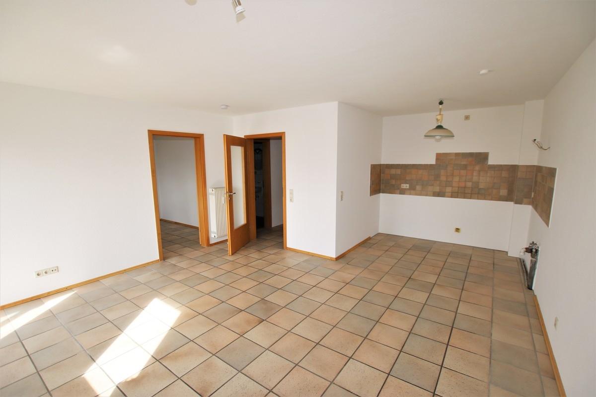 Wohnzimmer Blick zur Küche