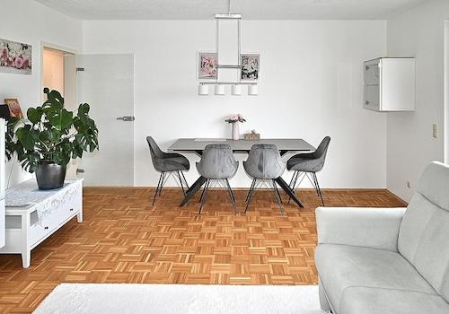 Wohnzimmer Blick auf Essber.