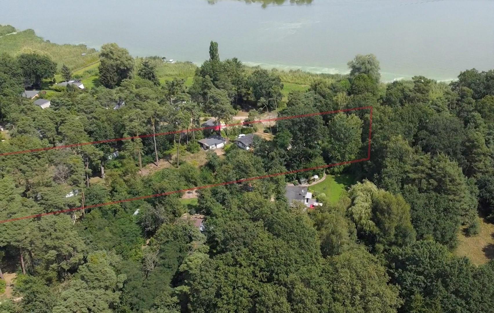 etwaige Lage Grundst.grenzen