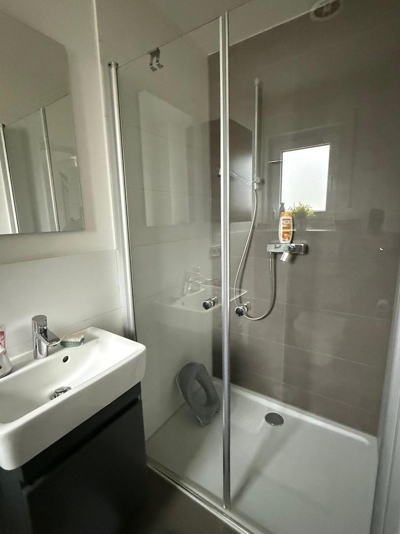 Duschbad EG