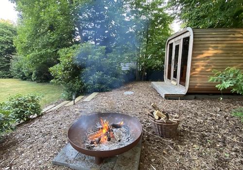 Gartensauna mit Lounge