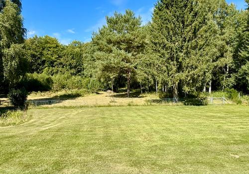 Ruheoase mit Gartenteich und unverbaubarem Blick ins Grüne