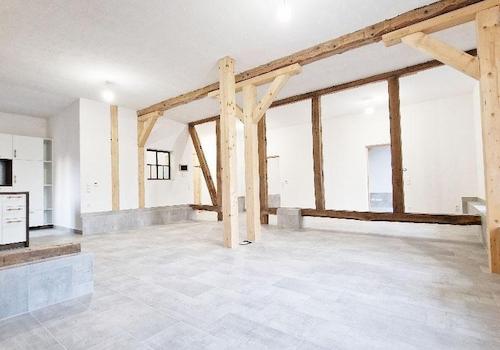 Wohn - und Essbereich