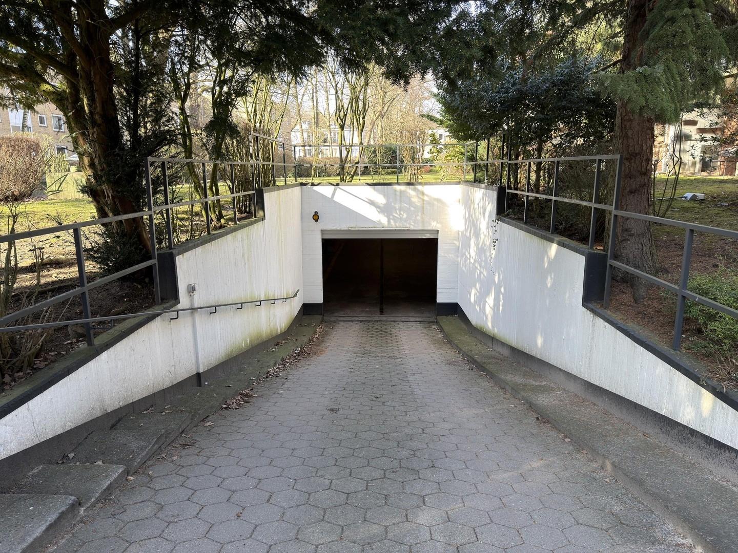 Zufahrt Tiefgarage