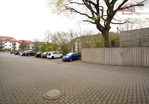 Garten- u. Hofbreich inkl. PKW-Stellplätze