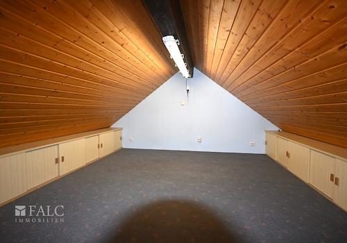 Dachb.-Hobbyraum