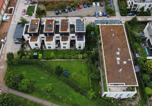 Gesamtgrundstück von oben