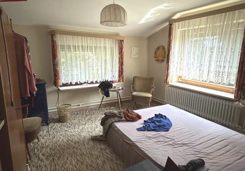 weiteres Schlafzimmer im Dachgeschoss (als Bodenraum genehmigt)