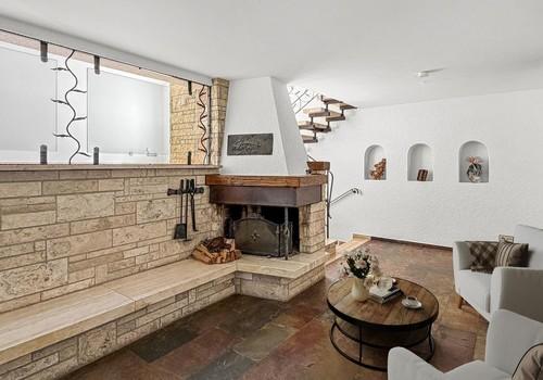 Kaminzimmer (Home staged)