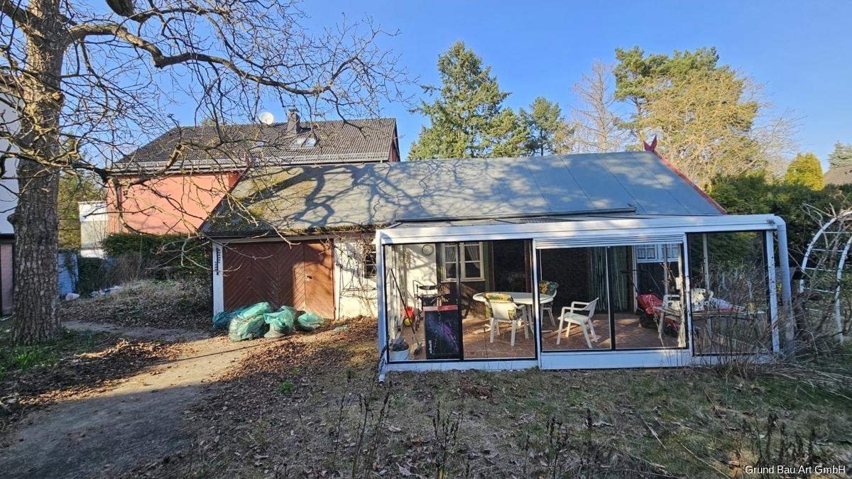 Gartenhaus mit Garage