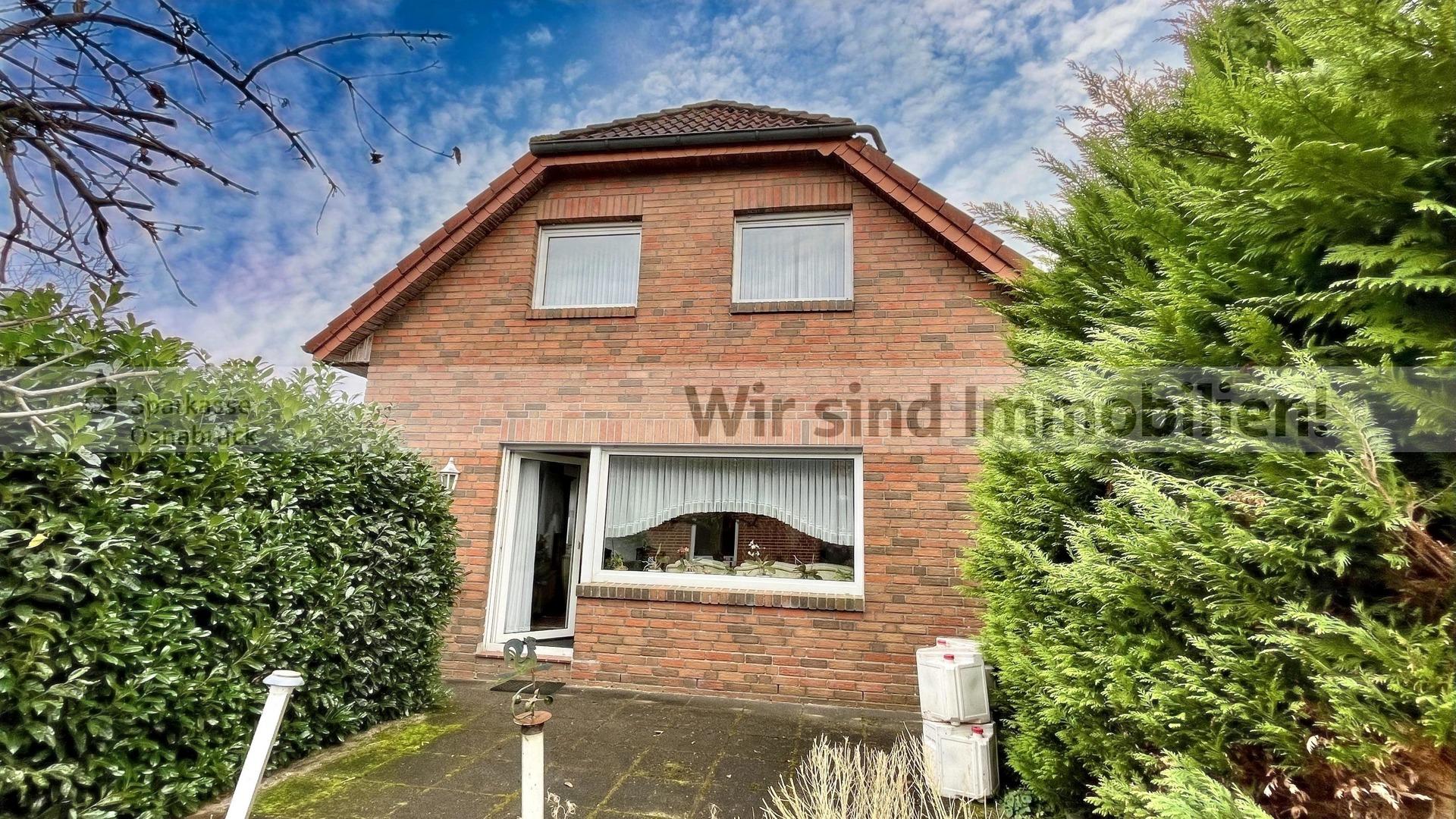 Rückansicht mit Terrasse