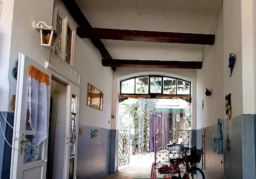 Durchfahrt zur Garage