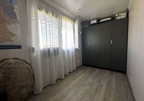 Gästezimmer mit Fenster