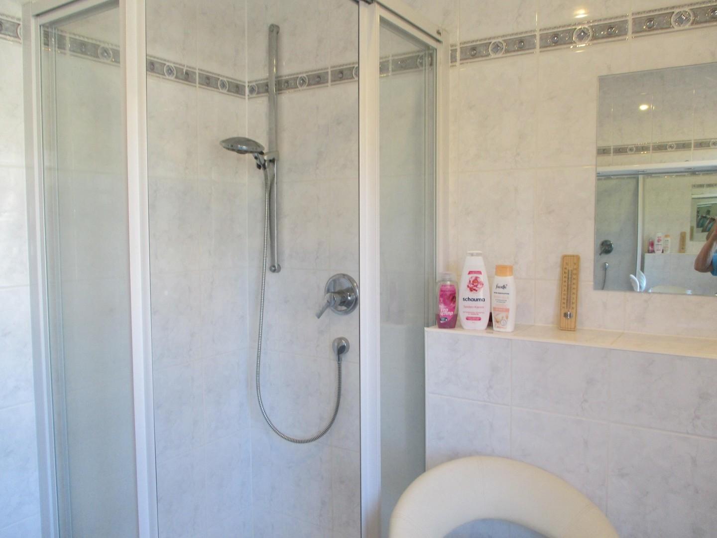 Duschbad im EG