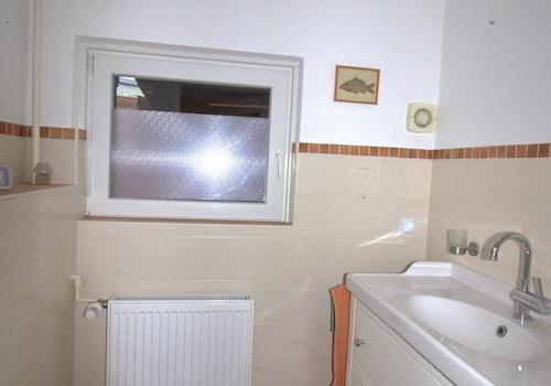 Gäste WC Ergeschoss