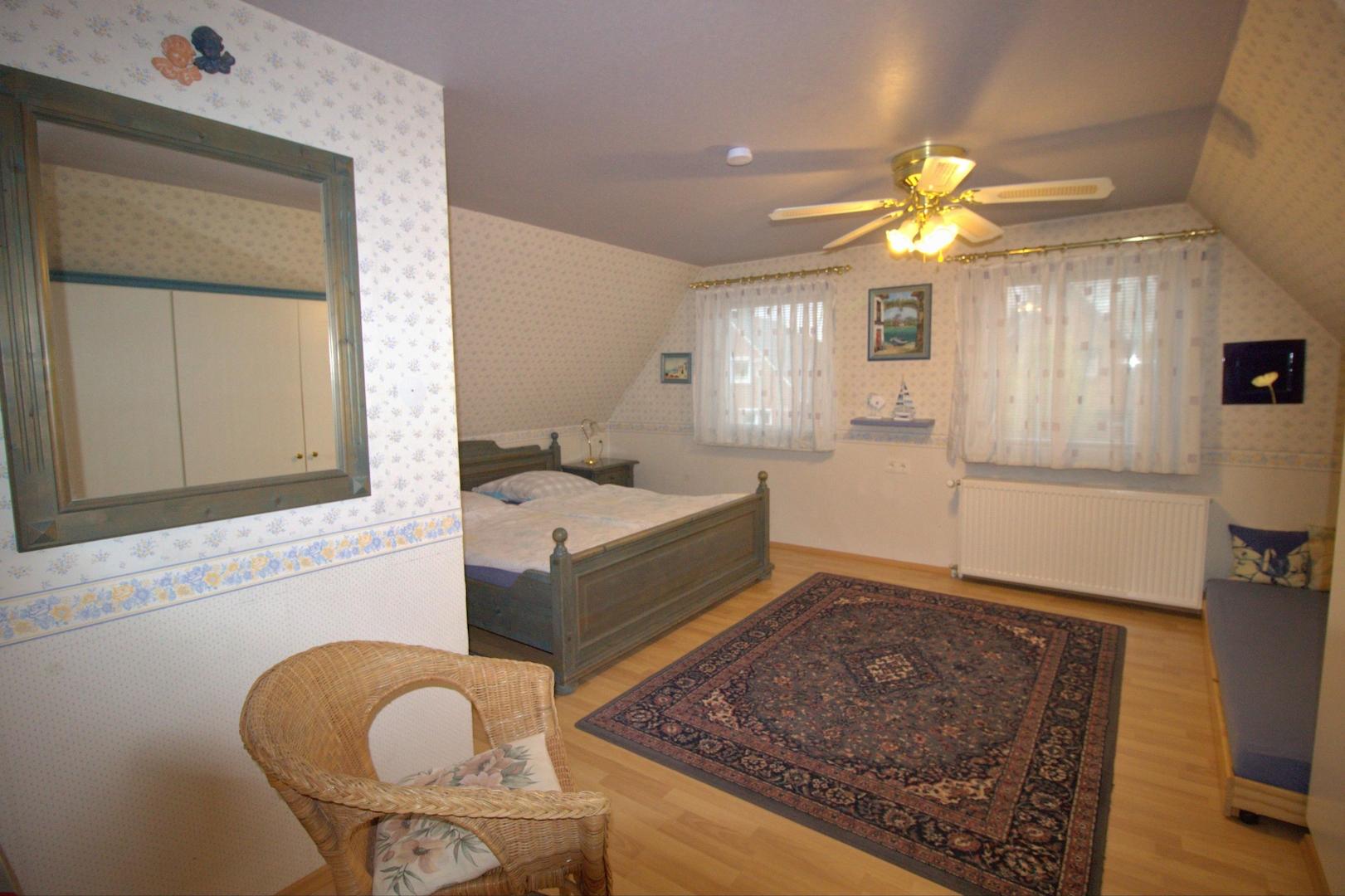 Schlafzimmer Dachgeschoss