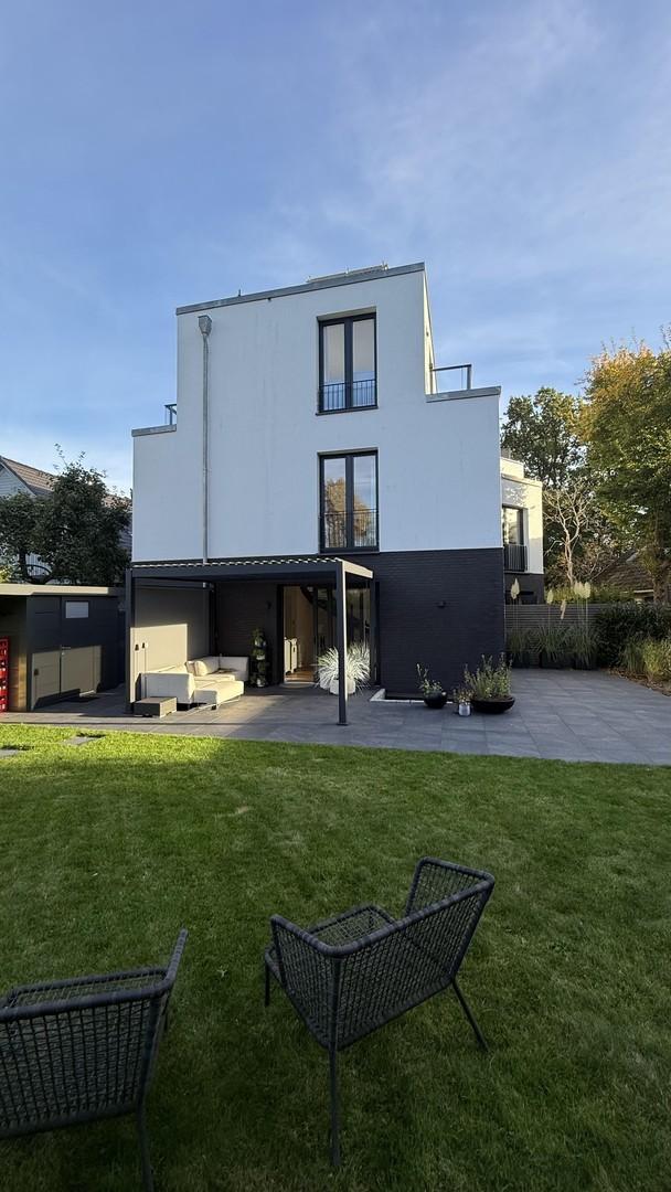 Hausansicht Gartenseite