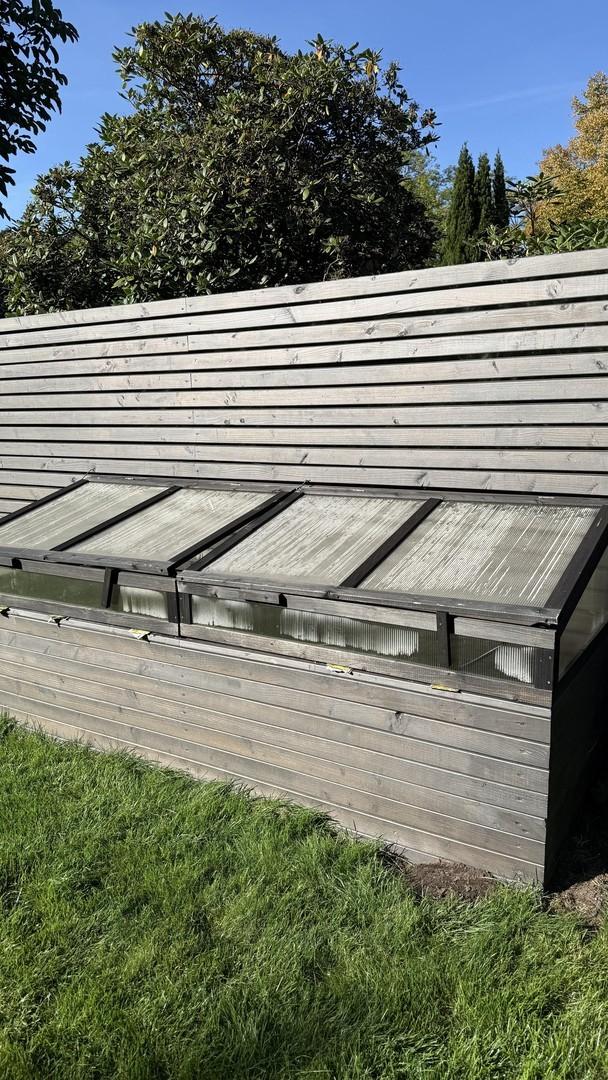 Modernes Gewächshaus