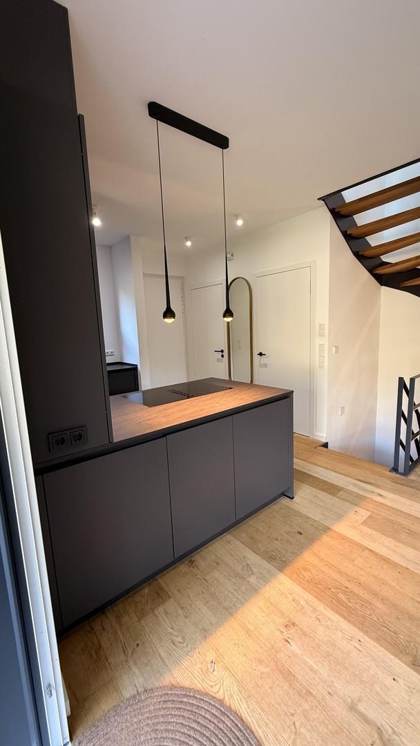 Küche mit Kochinsel