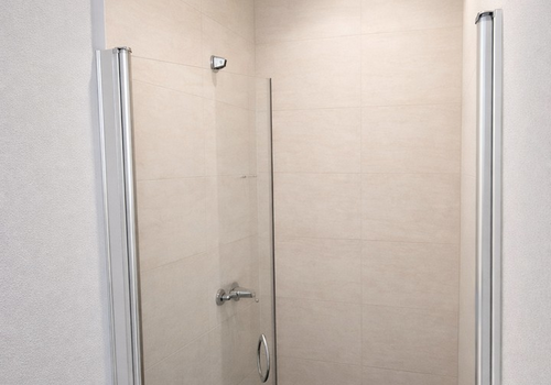 Badezimmer Ansicht Dusche