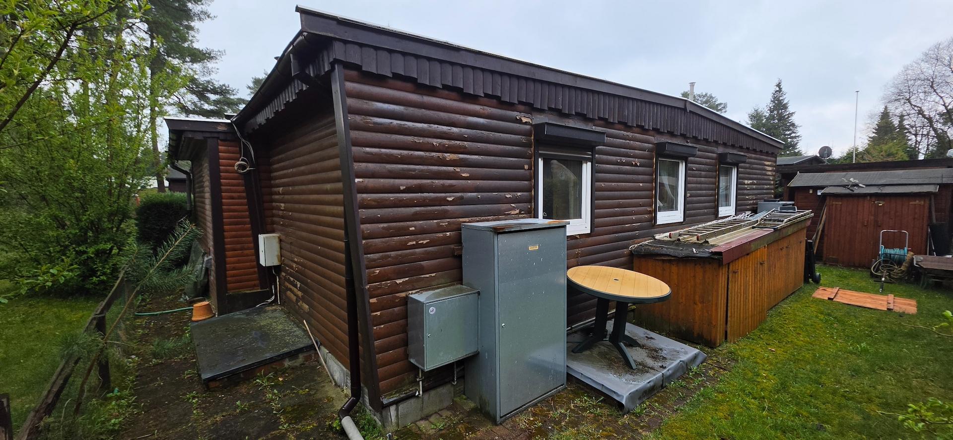 Rückansicht Mobilheim von hinten nach vorne