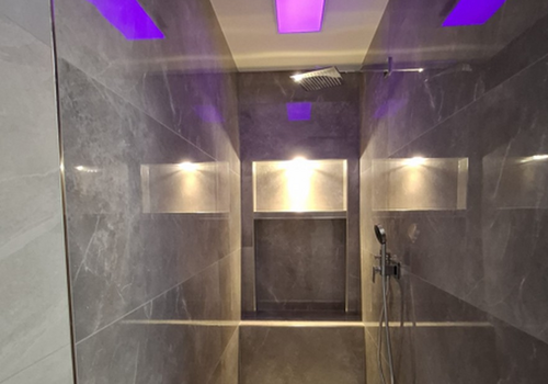 Bad/ Begehbare Dusche