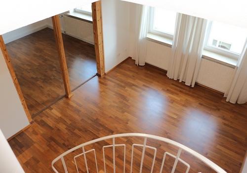 Sicht von oben aufs Esszimmer