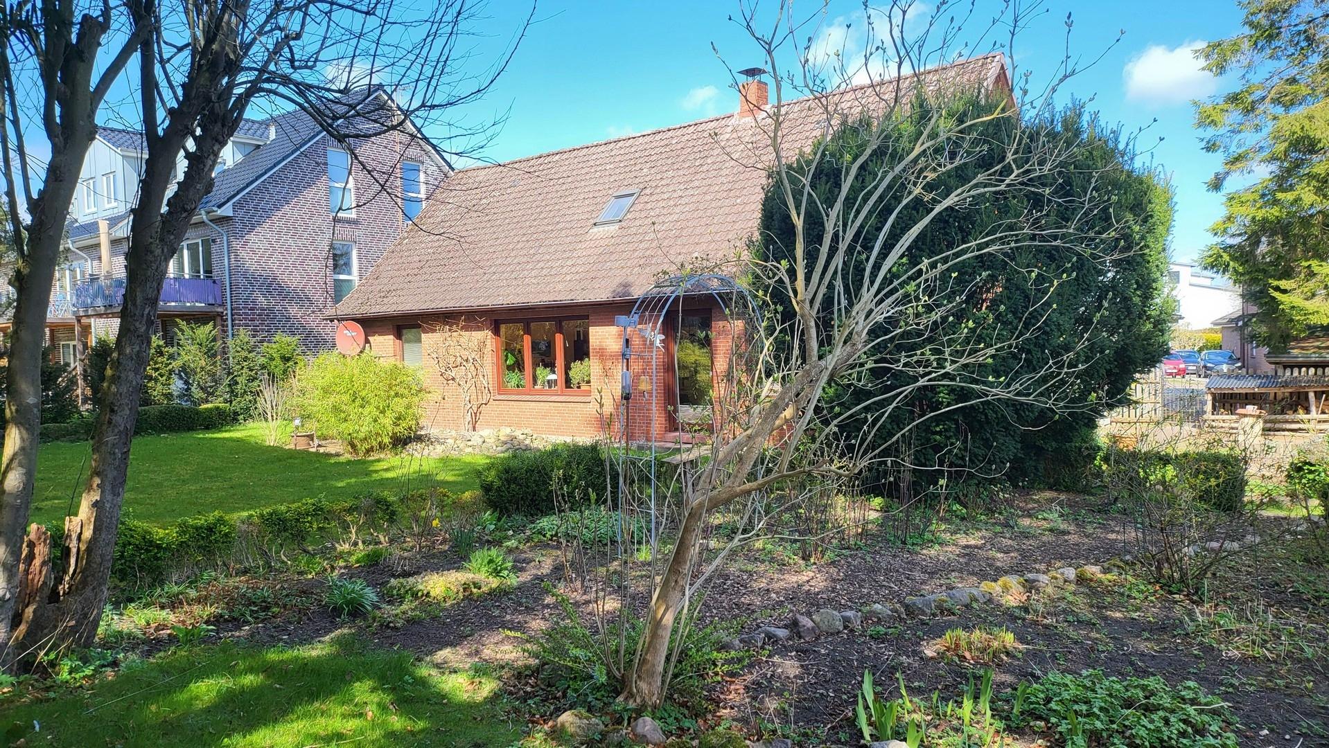 Südansicht vom Garten