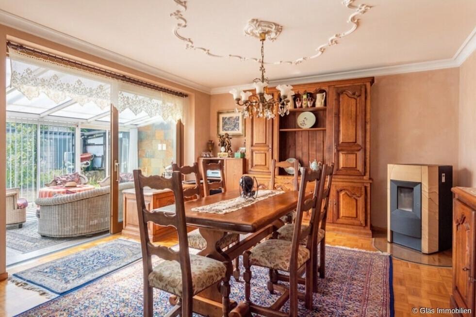 Esszimmer mit Wintergarten