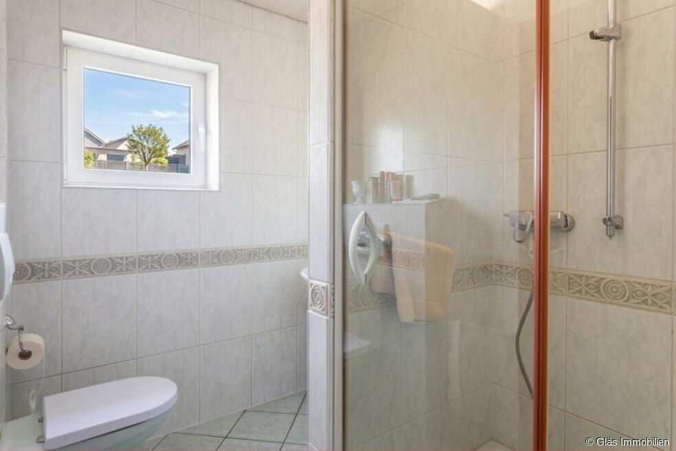 Gästebad mit Dusche