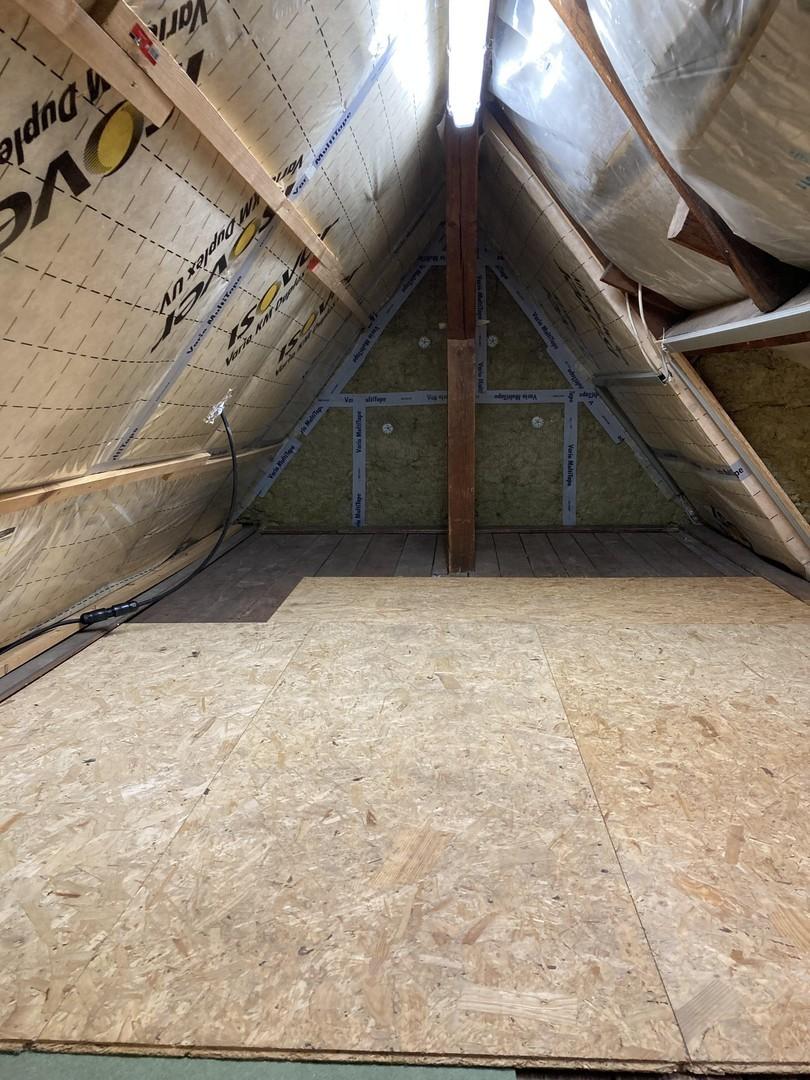 Spitzboden Westseite