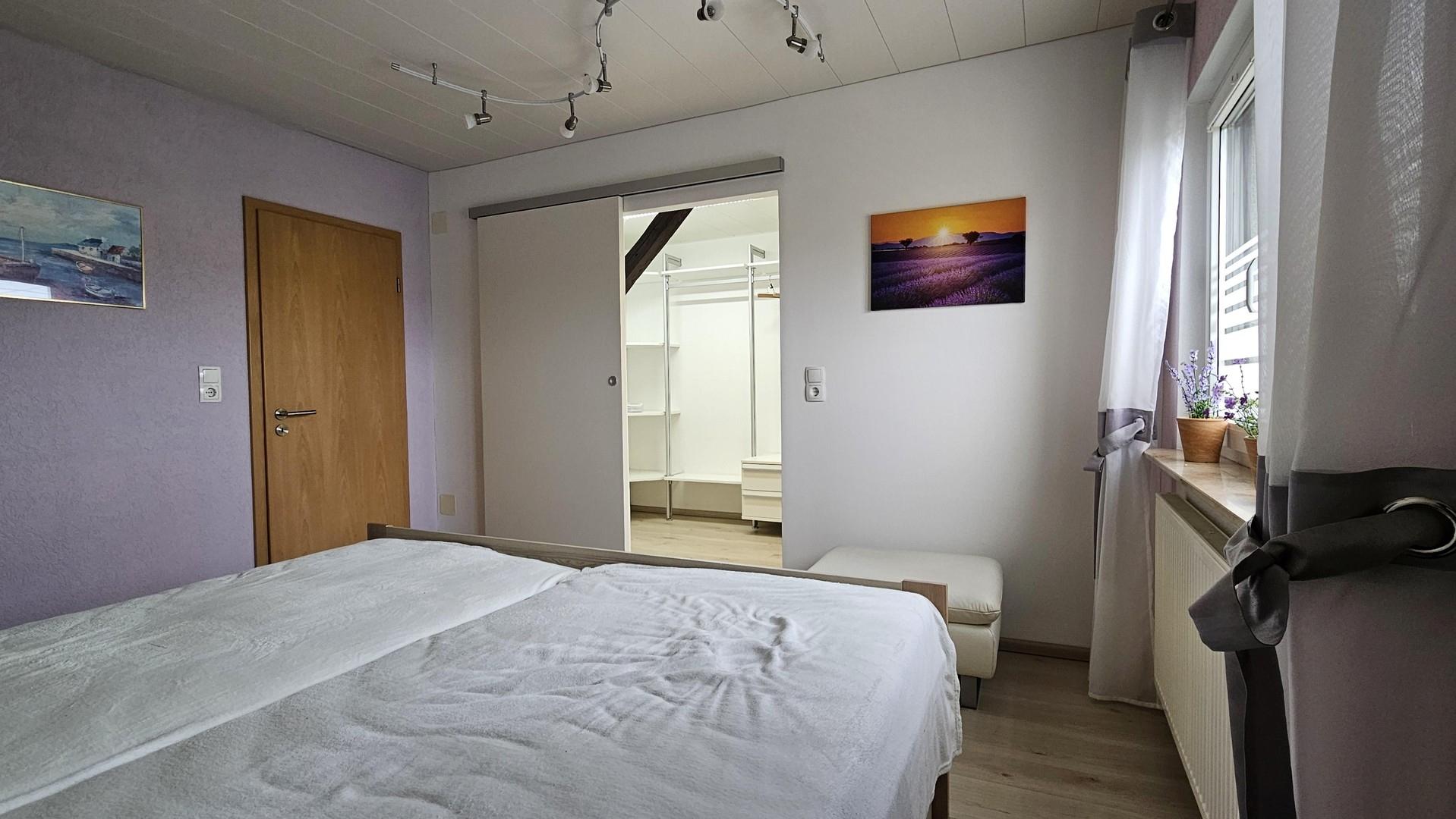 SZ mit Ankleide DG Ansicht 2