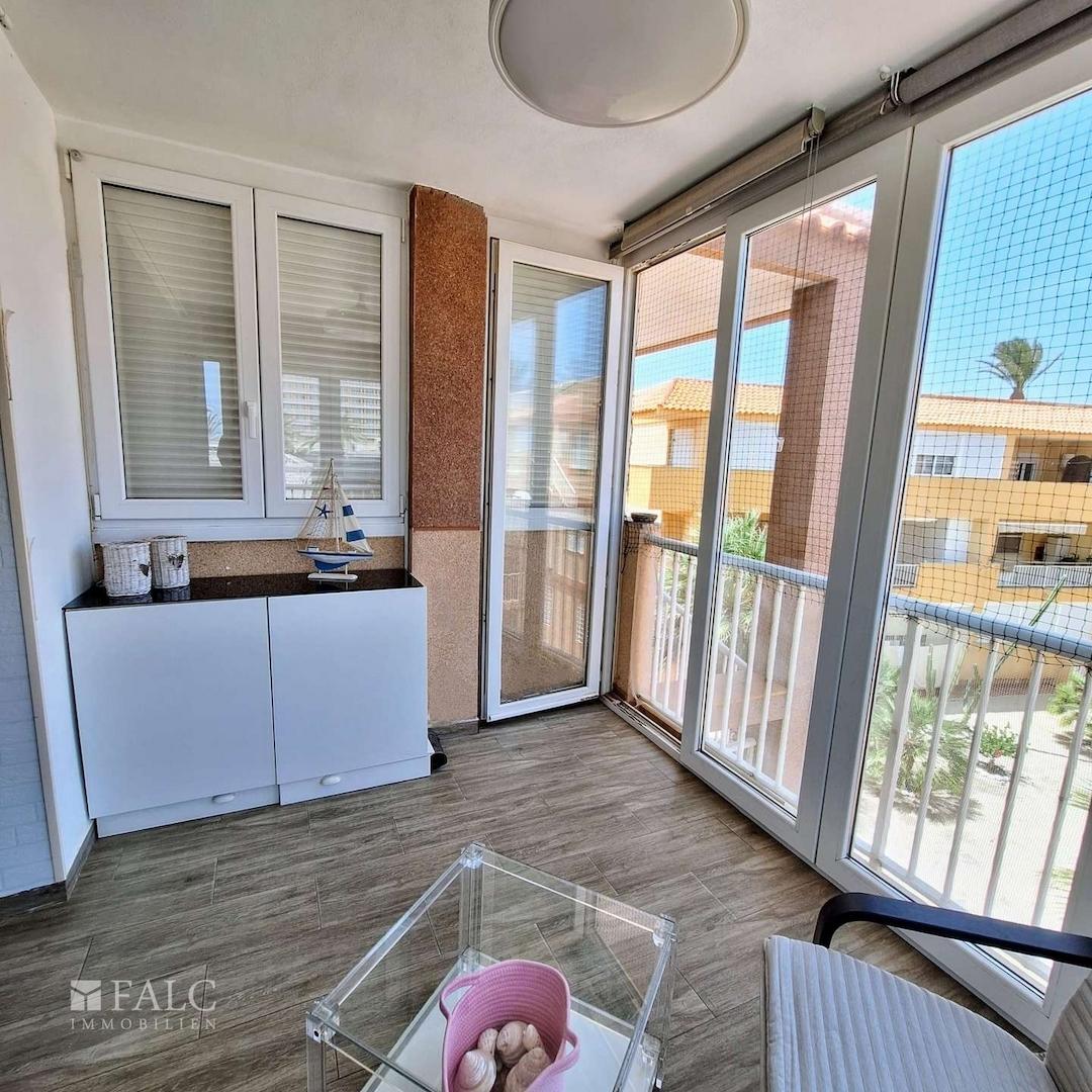 umgebauter Balkon als "Wintergarten"