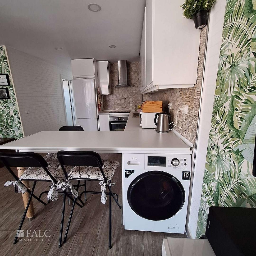 offene, helle Küche