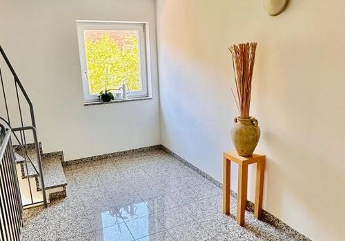 Hausflur (Treppenhaus)