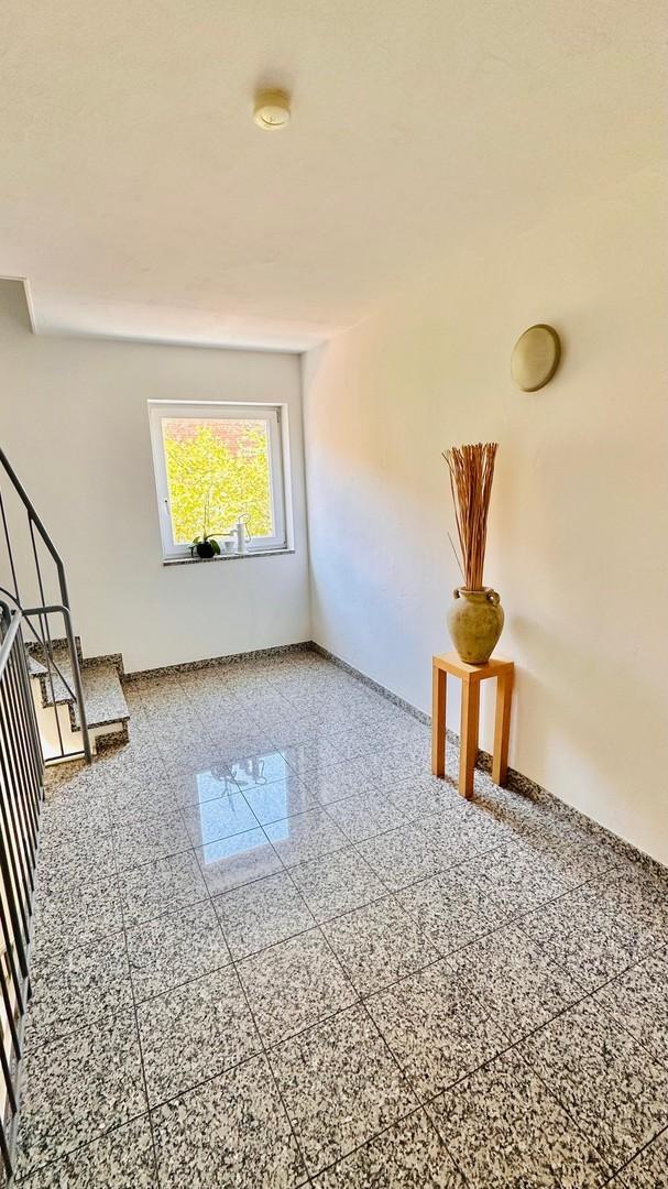 Hausflur (Treppenhaus)