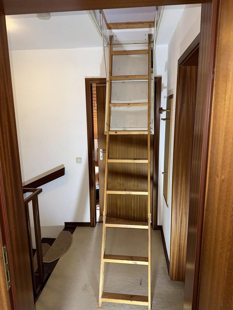 DG Klapptreppe Spitzboden