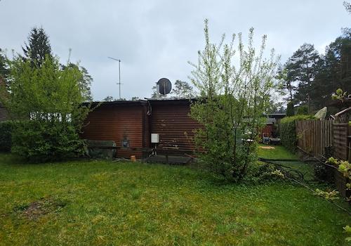 Grundstücksrückansicht vom Nachbarn aus