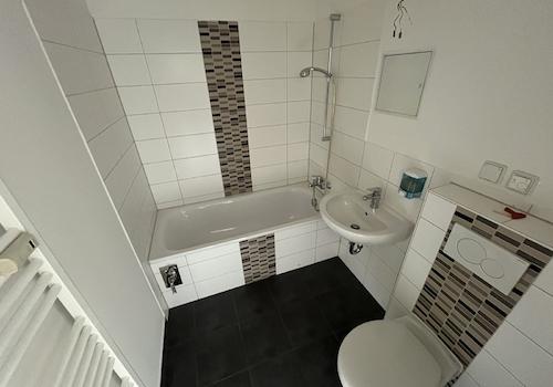 Badezimmer mit Wanne