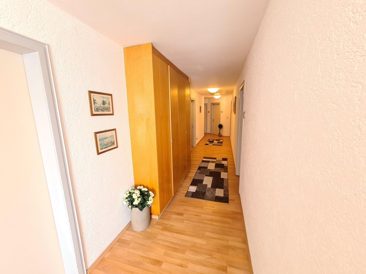 Flur Gästezimmer OG