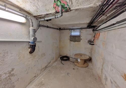 Vorderhaus - Teilkeller