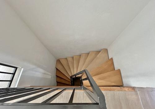 Treppe ins Souterrain