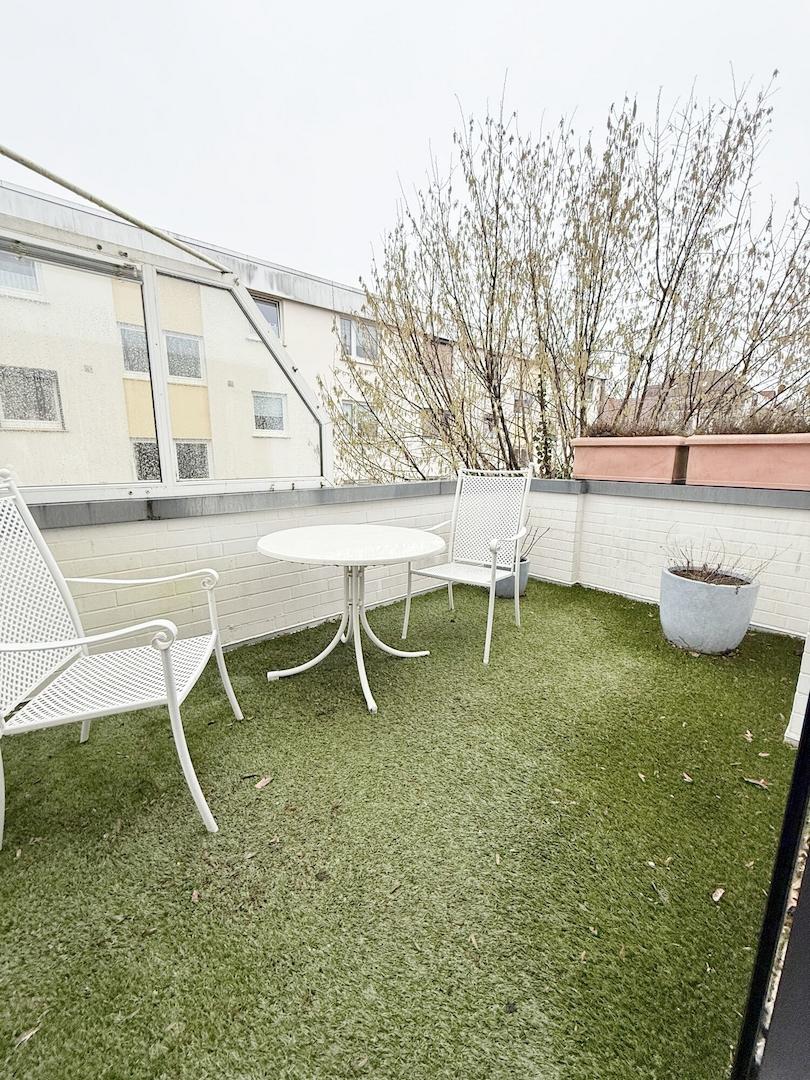 mit Zugang zur Terrasse