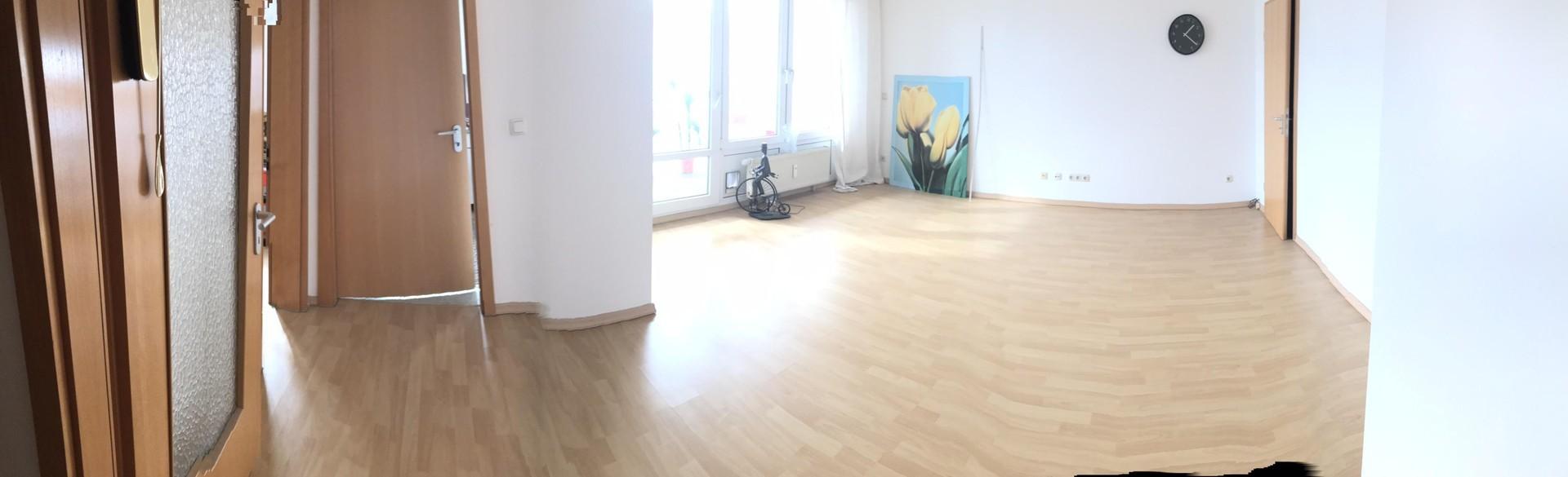 großes Wohnzimmer Süden