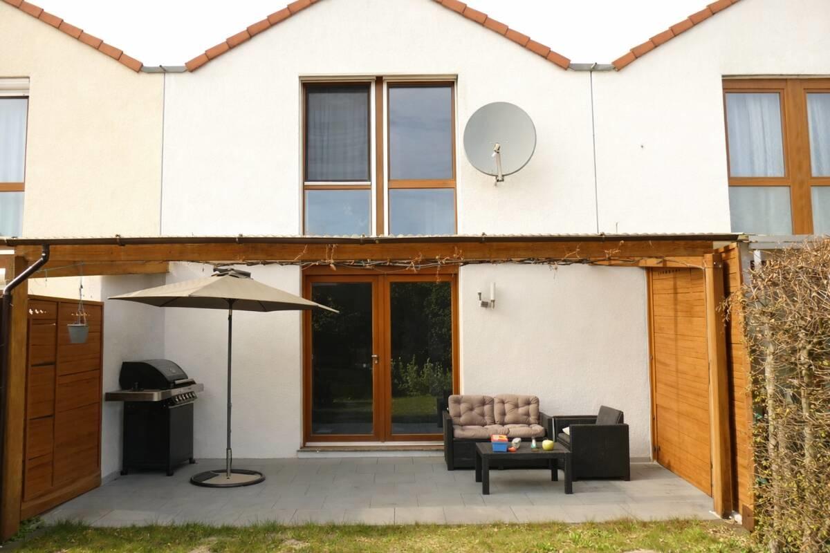 Hausansicht Süd / Gartenseite