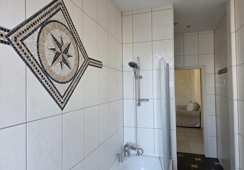 Bad Badewanne/Dusche