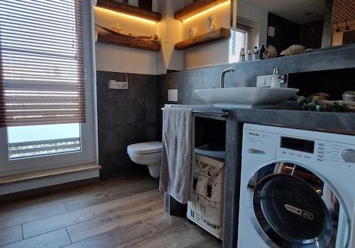 Bad en Suite mit Sauna OG
