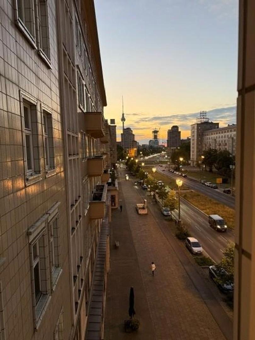 Zi. Fernsehturm Sundowner