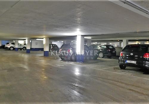 helle Tiefgarage